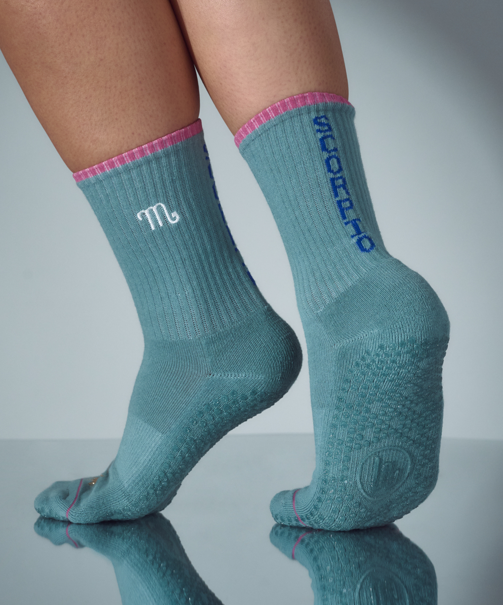 Crew Non Slip Grip Socks - Scorpio